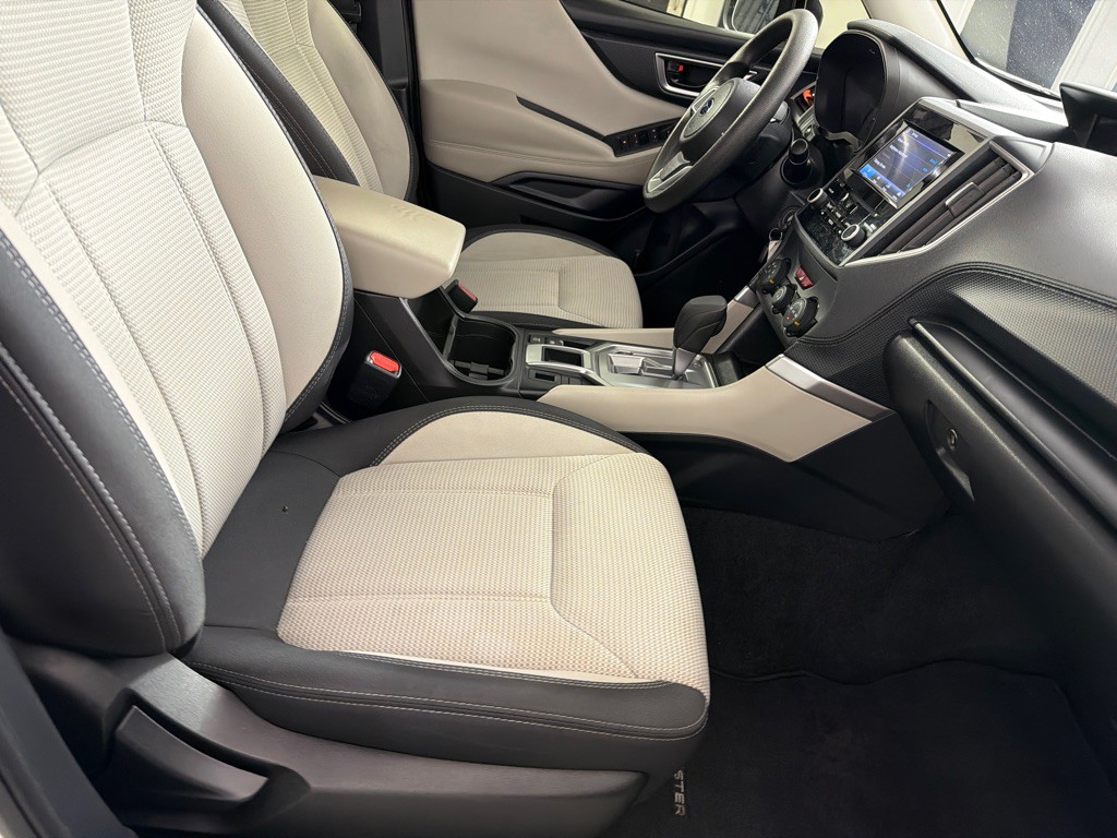 2023 Subaru Forester Image 24