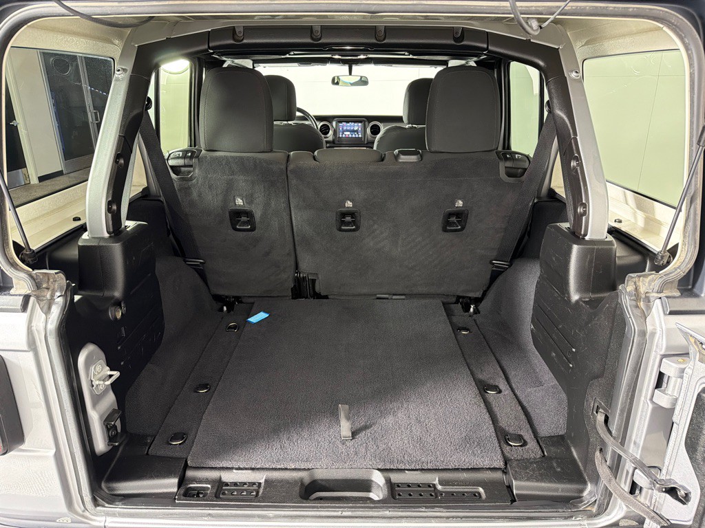 2021 Jeep Wrangler Unlimited Image 21