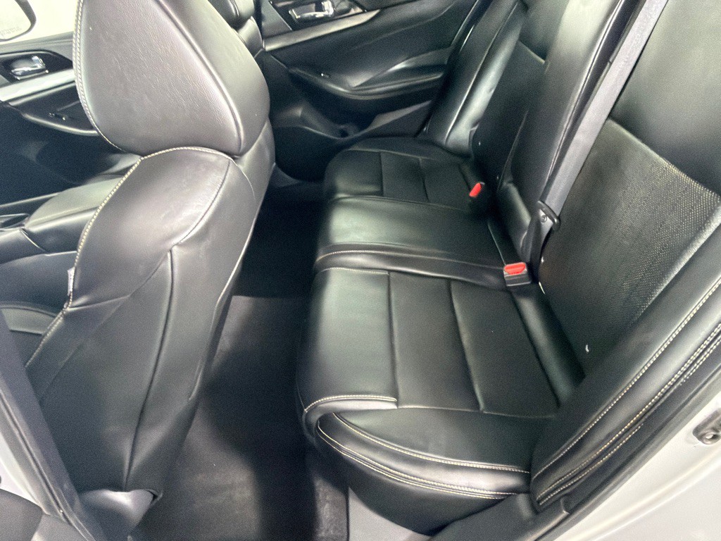 2022 Nissan Maxima Image 17