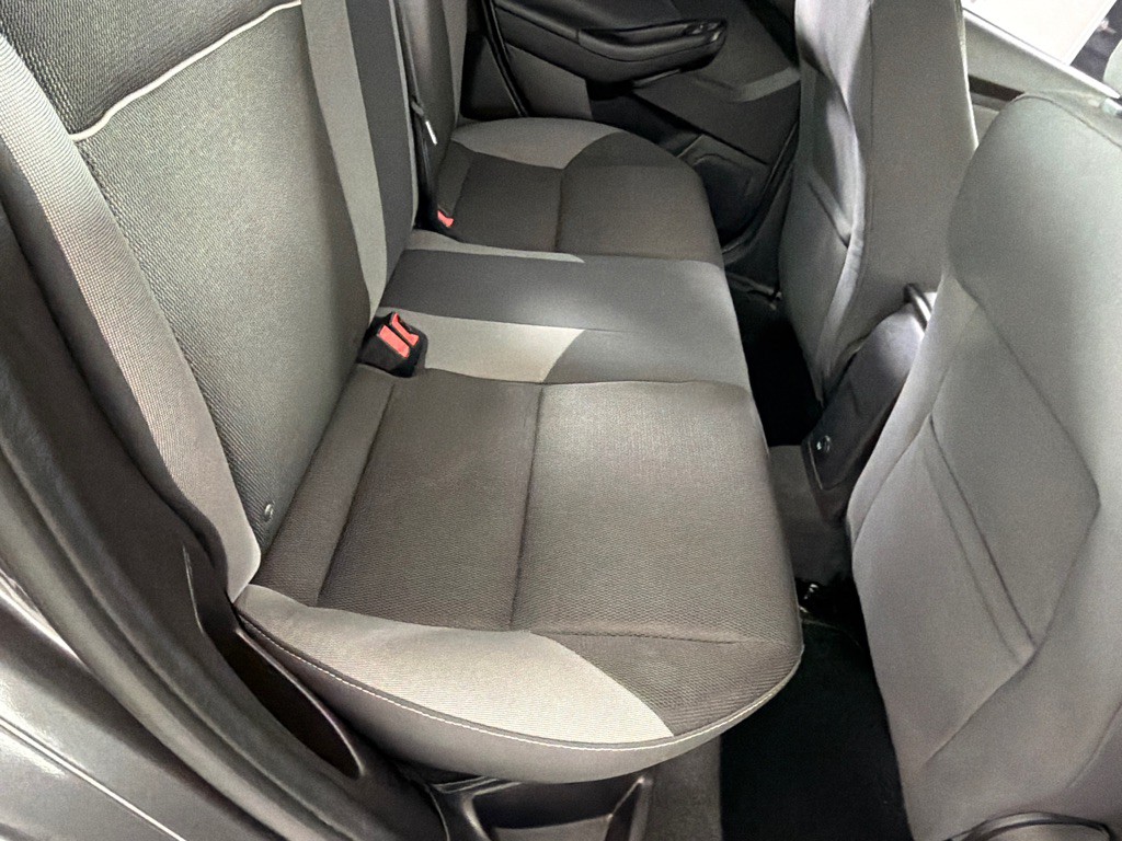 2014 Ford Focus Image 19