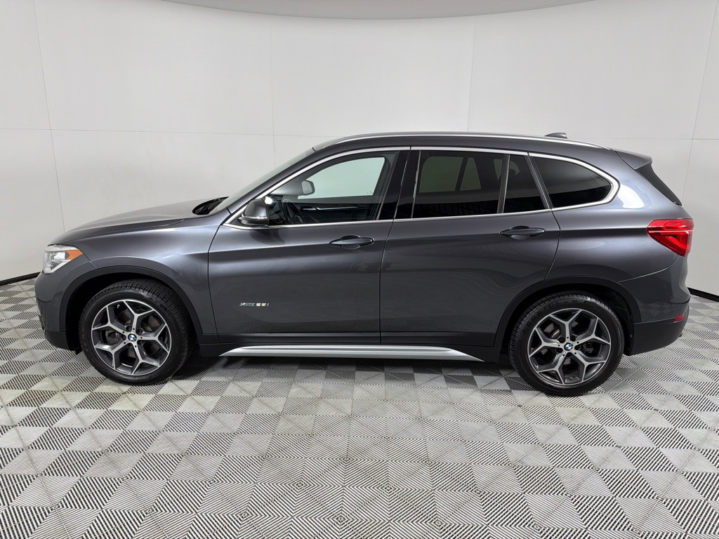 2017 BMW X1 Image 8