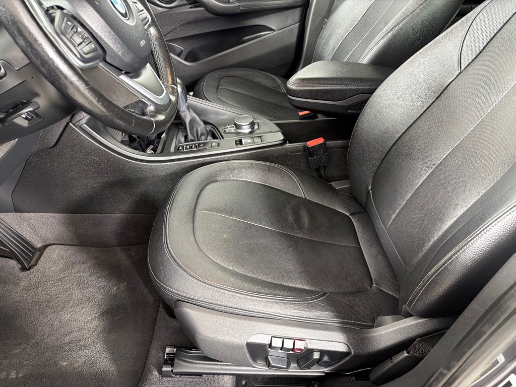 2017 BMW X1 Image 11