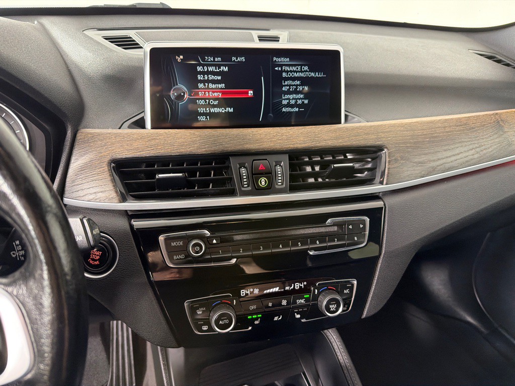 2017 BMW X1 Image 16