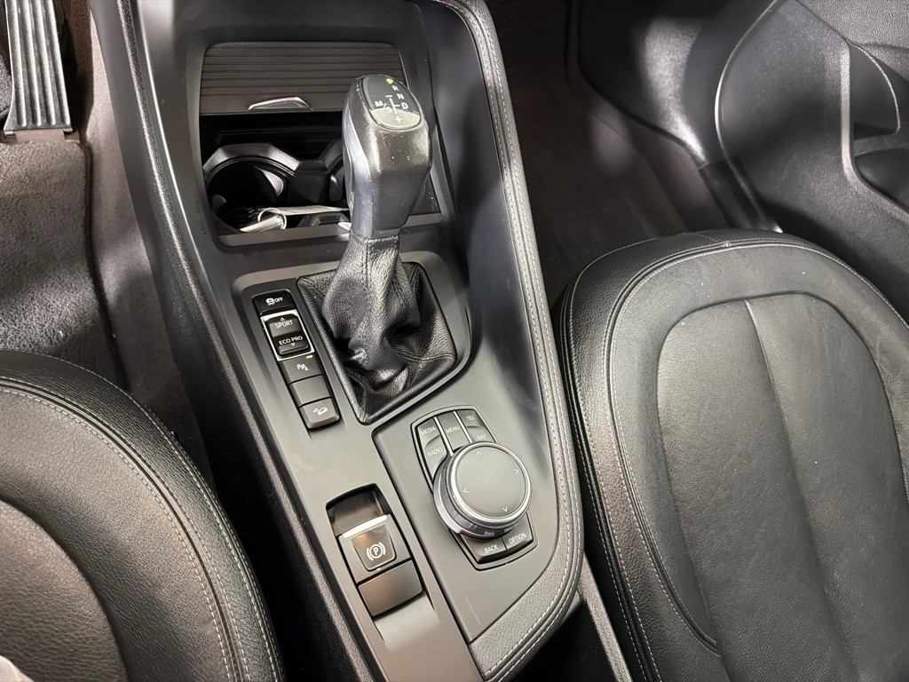 2017 BMW X1 Image 19