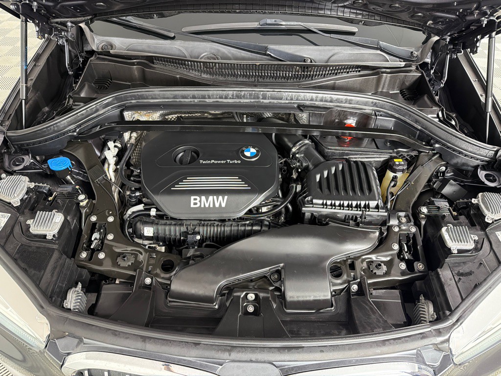 2017 BMW X1 Image 28