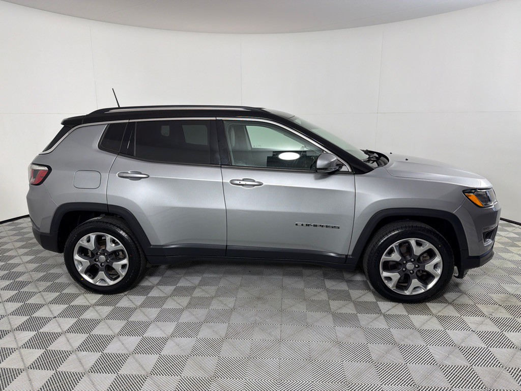 2018 Jeep Compass Image 4