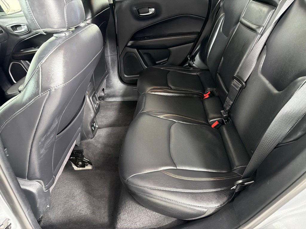 2018 Jeep Compass Image 19