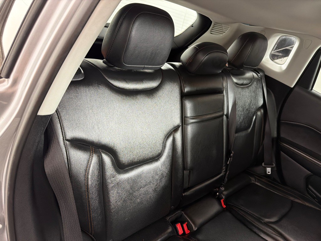 2018 Jeep Compass Image 23