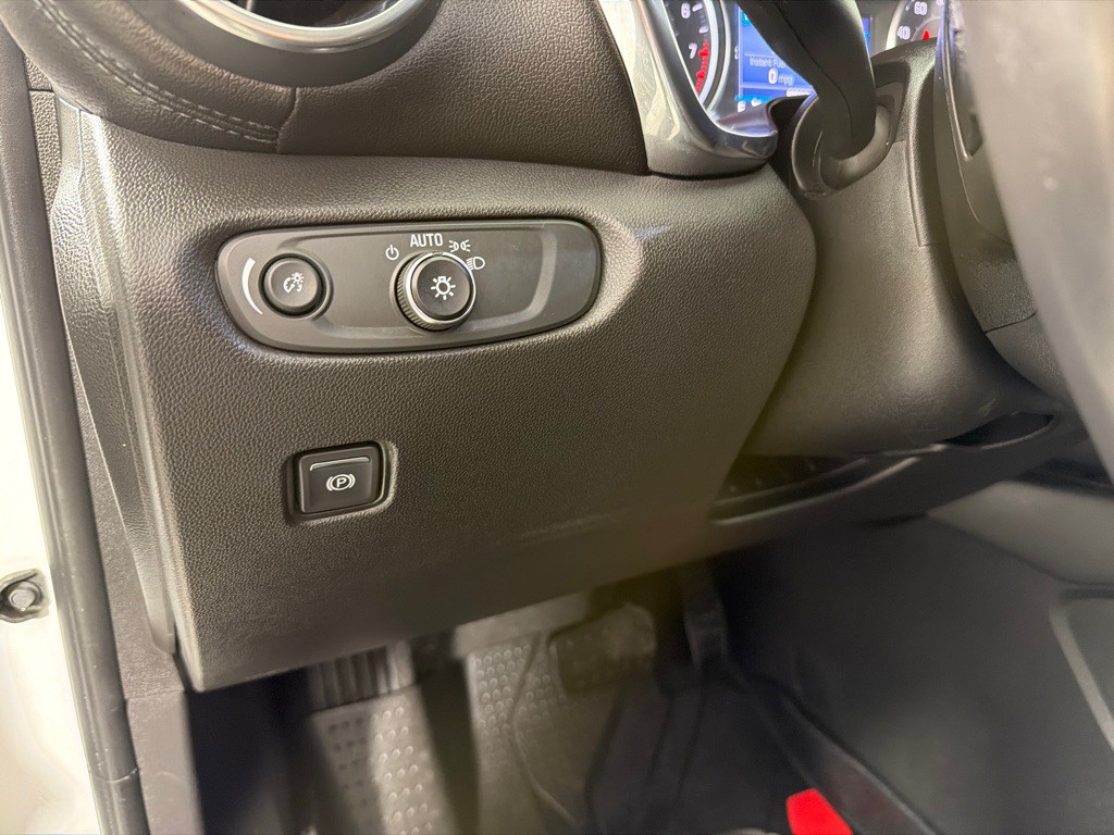 2019 Chevrolet Blazer Image 14