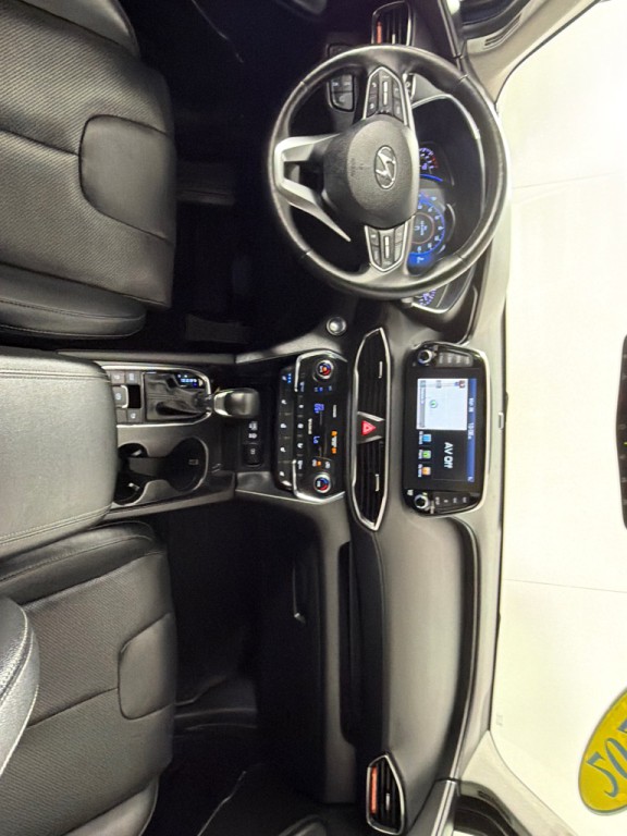 2020 Hyundai Santa Fe Image 28