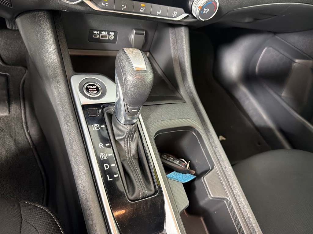 2023 Nissan Sentra Image 17