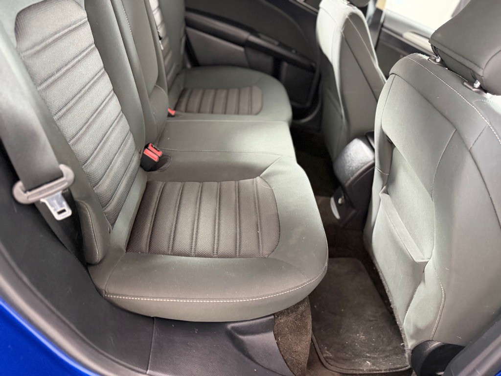 2018 Ford Fusion Image 17