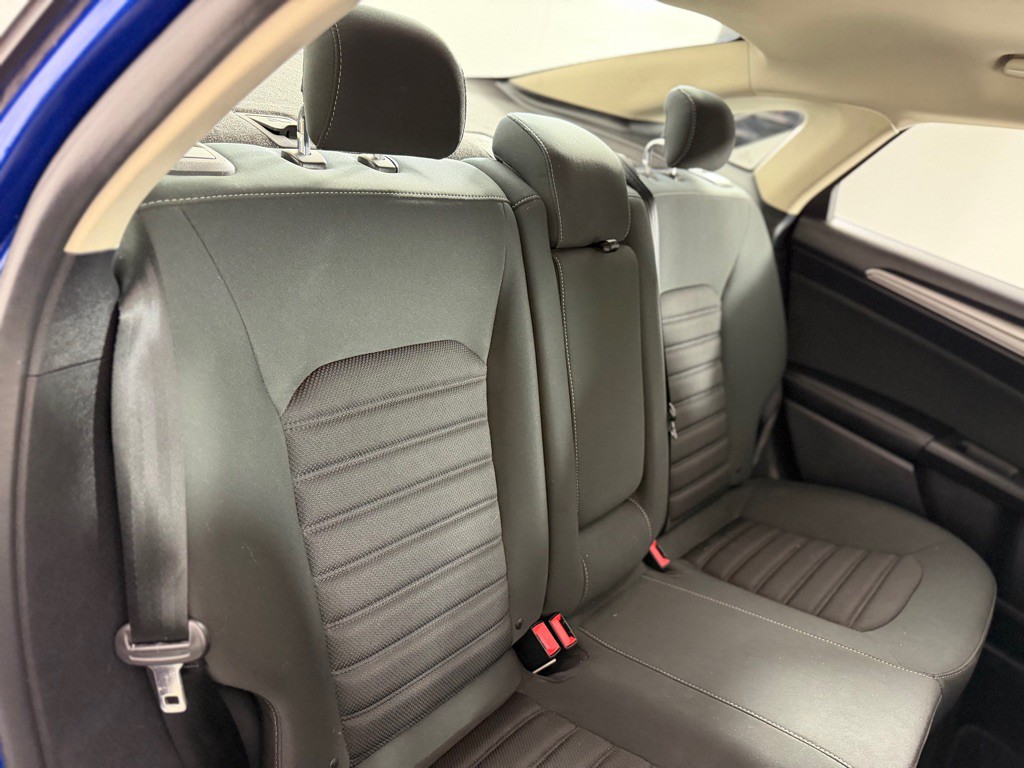 2018 Ford Fusion Image 18