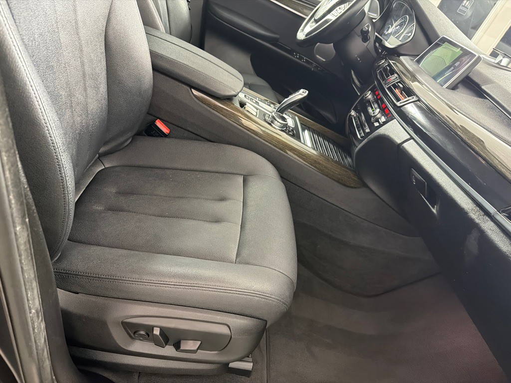 2015 BMW X5 Image 25