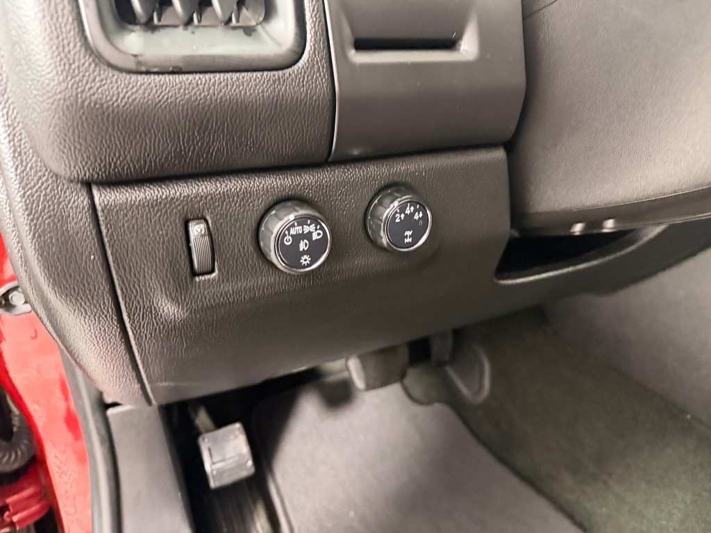 2016 Chevrolet Colorado Image 12