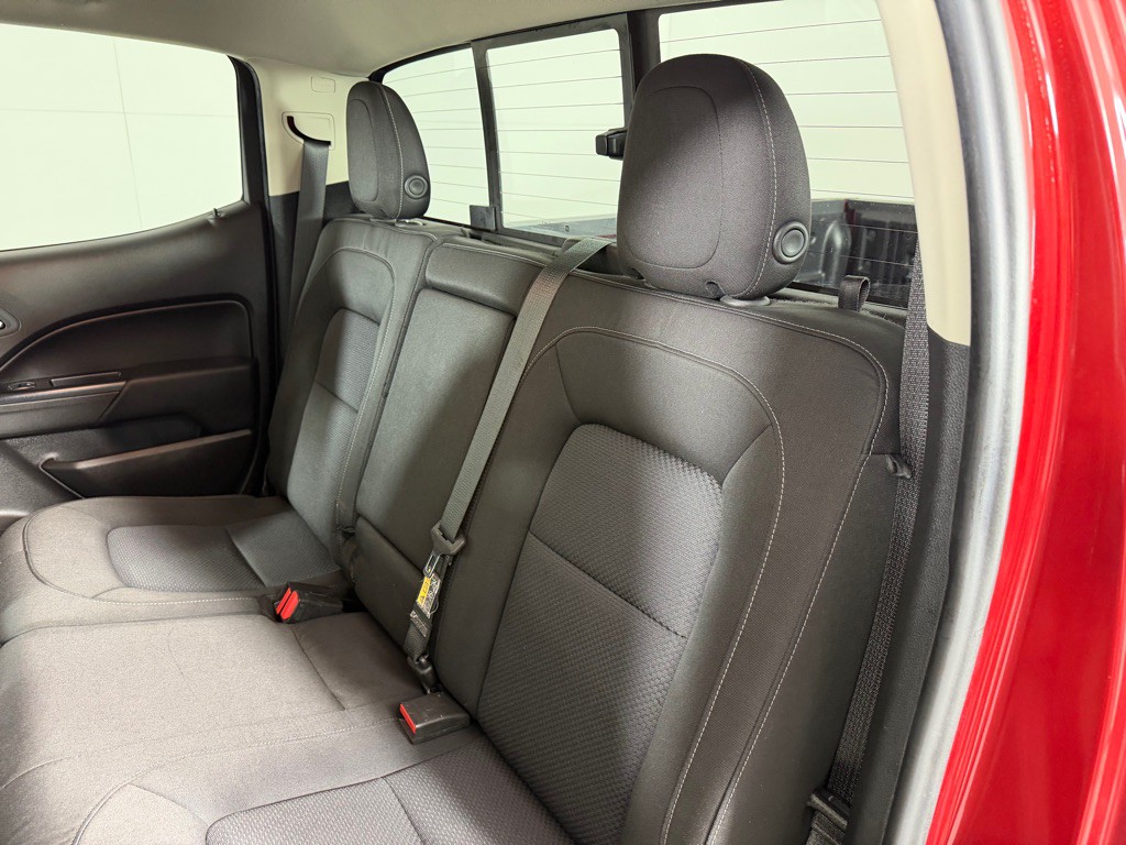2016 Chevrolet Colorado Image 17