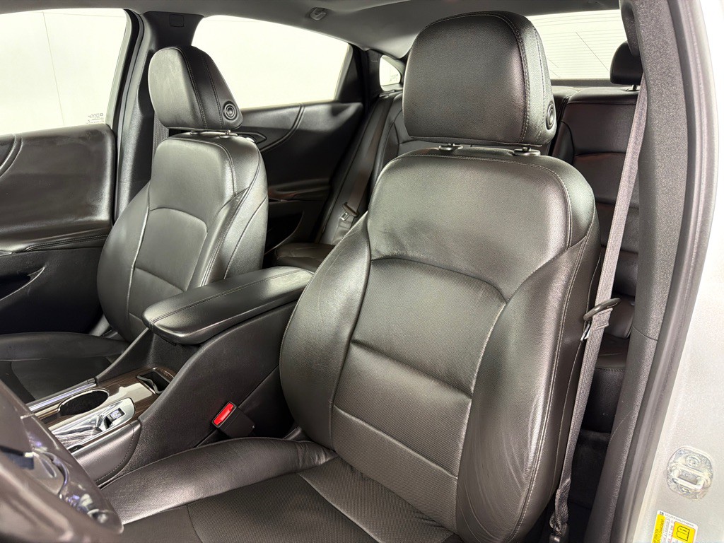 2020 Chevrolet Malibu Image 13