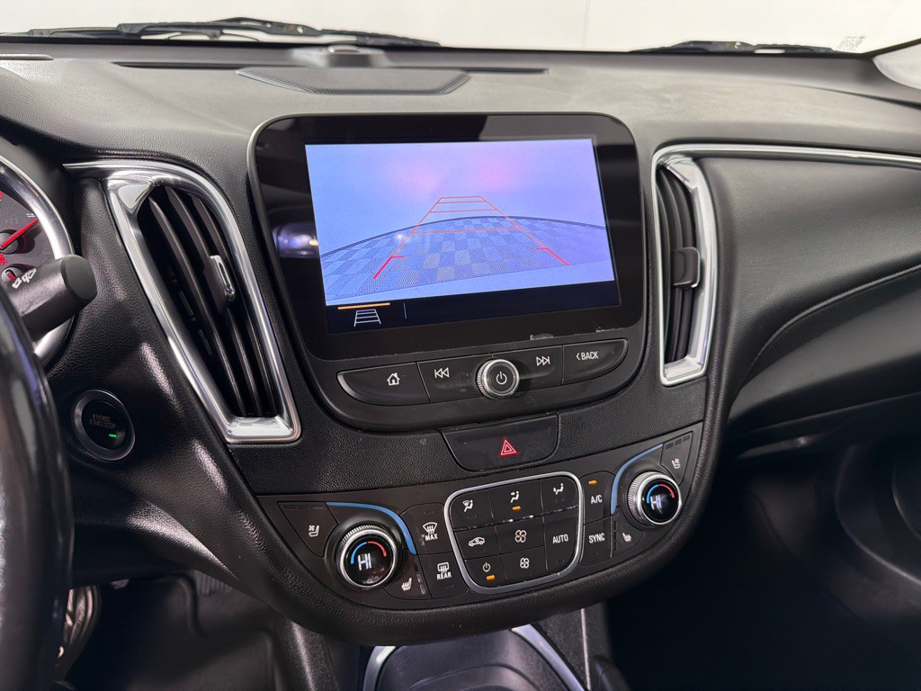 2020 Chevrolet Malibu Image 17