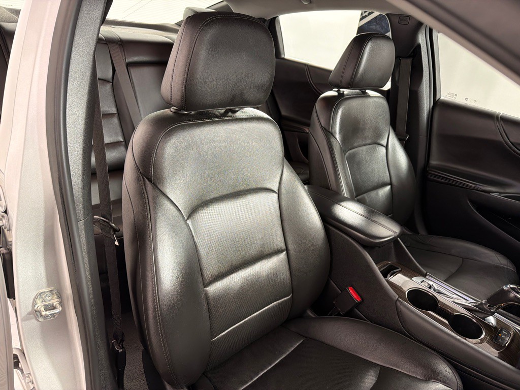 2020 Chevrolet Malibu Image 25