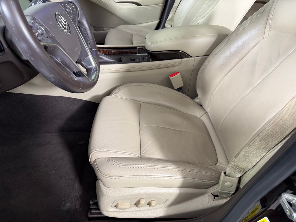 2016 Buick Lacrosse Image 11