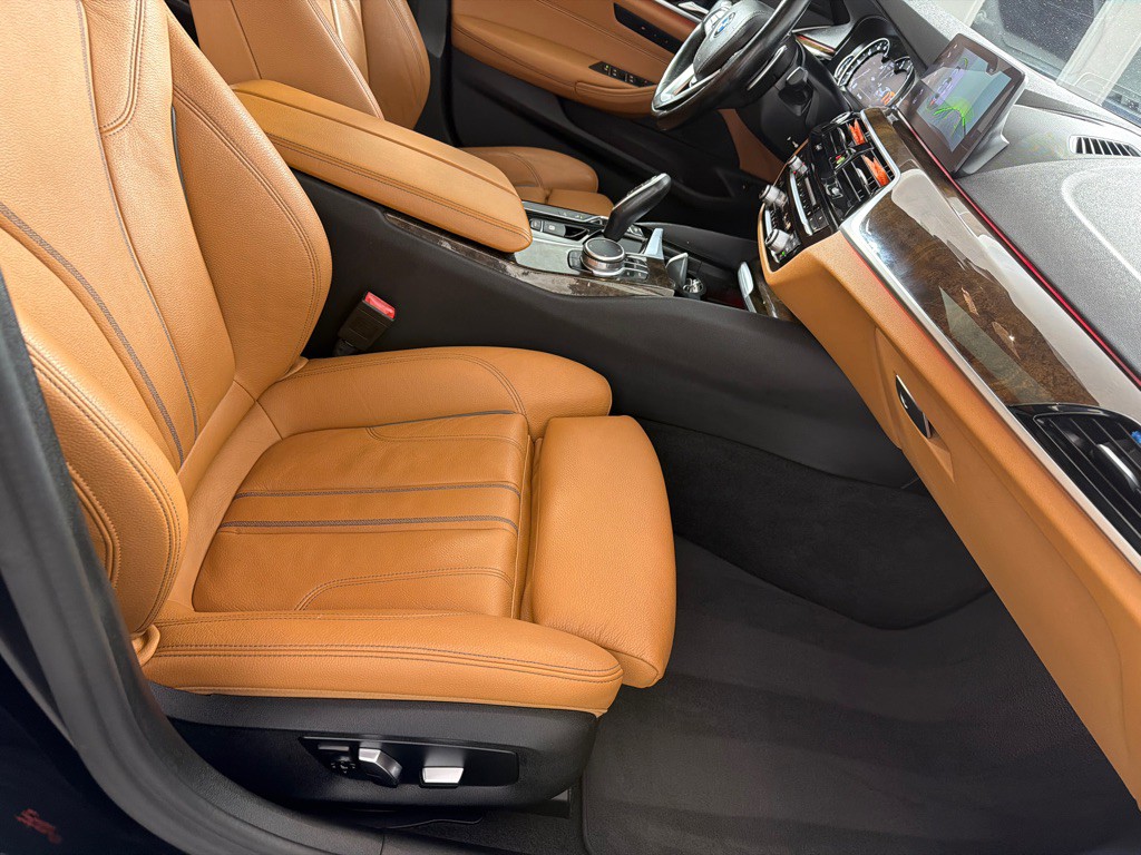 2019 BMW 5 Series Image 22