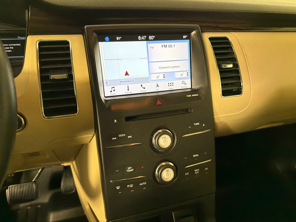 2019 Ford Flex Image 16