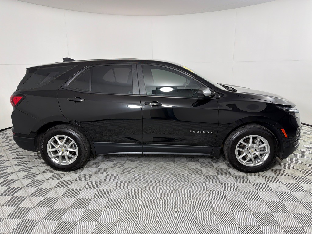 2022 Chevrolet Equinox Image 4