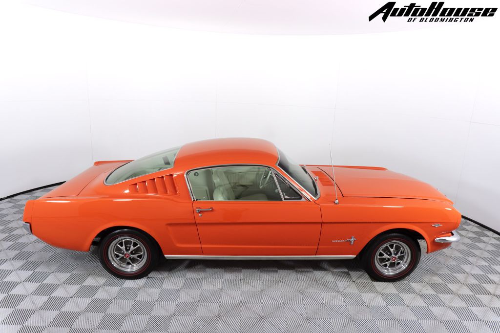 1965 Ford Mustang Image 8