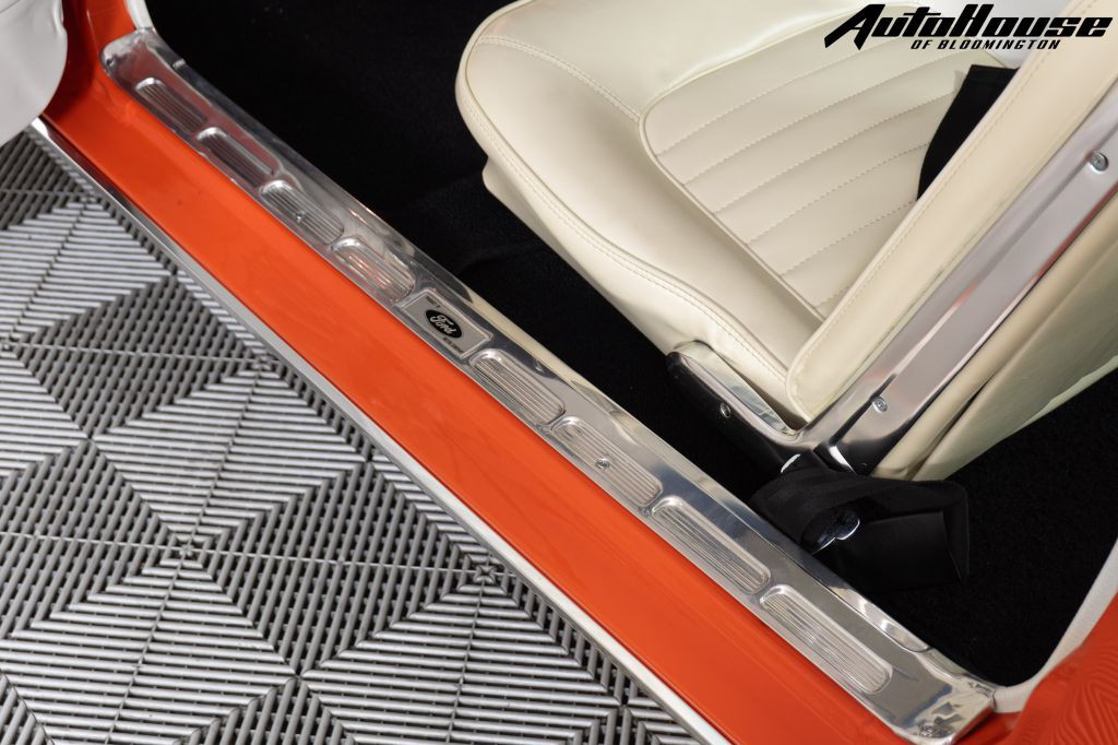 1965 Ford Mustang Image 41