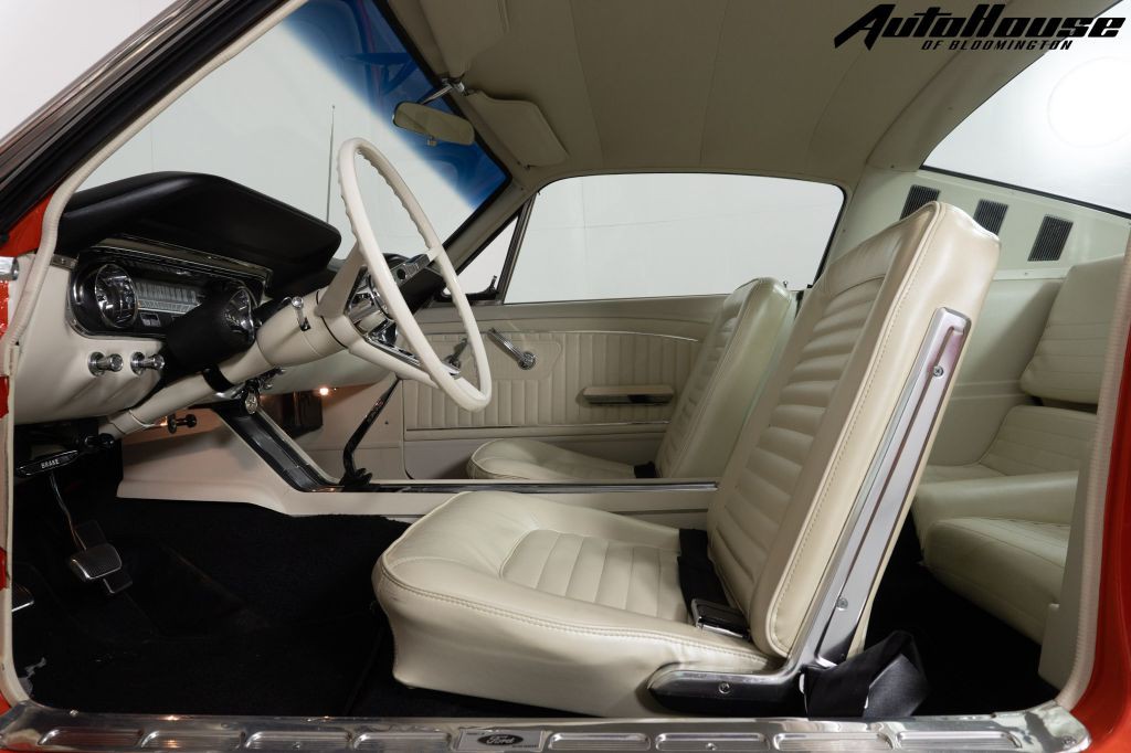 1965 Ford Mustang Image 45