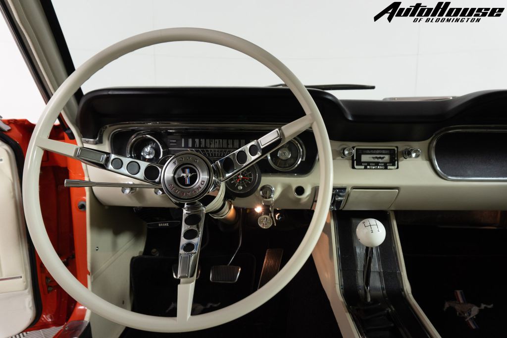 1965 Ford Mustang Image 56