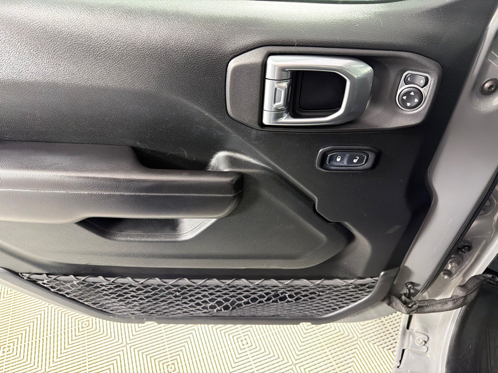 2021 Jeep Wrangler Image 11