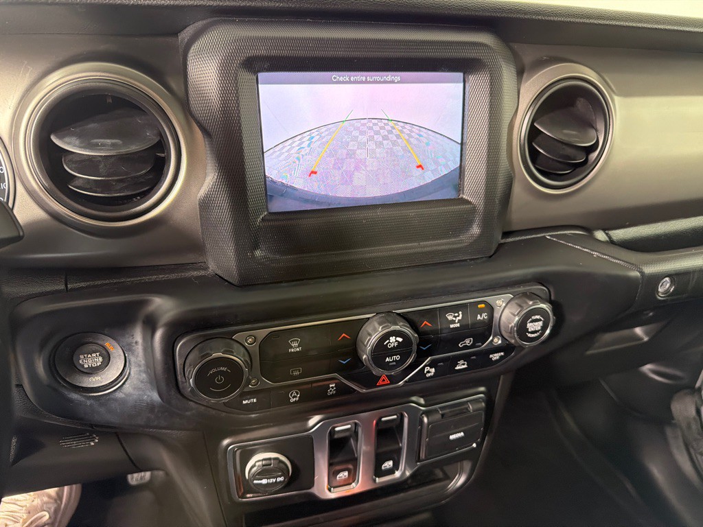 2021 Jeep Wrangler Image 16