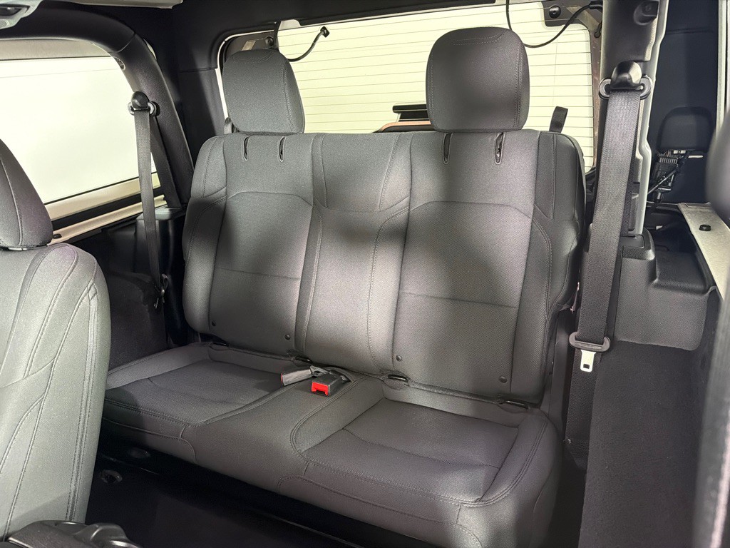 2021 Jeep Wrangler Image 19