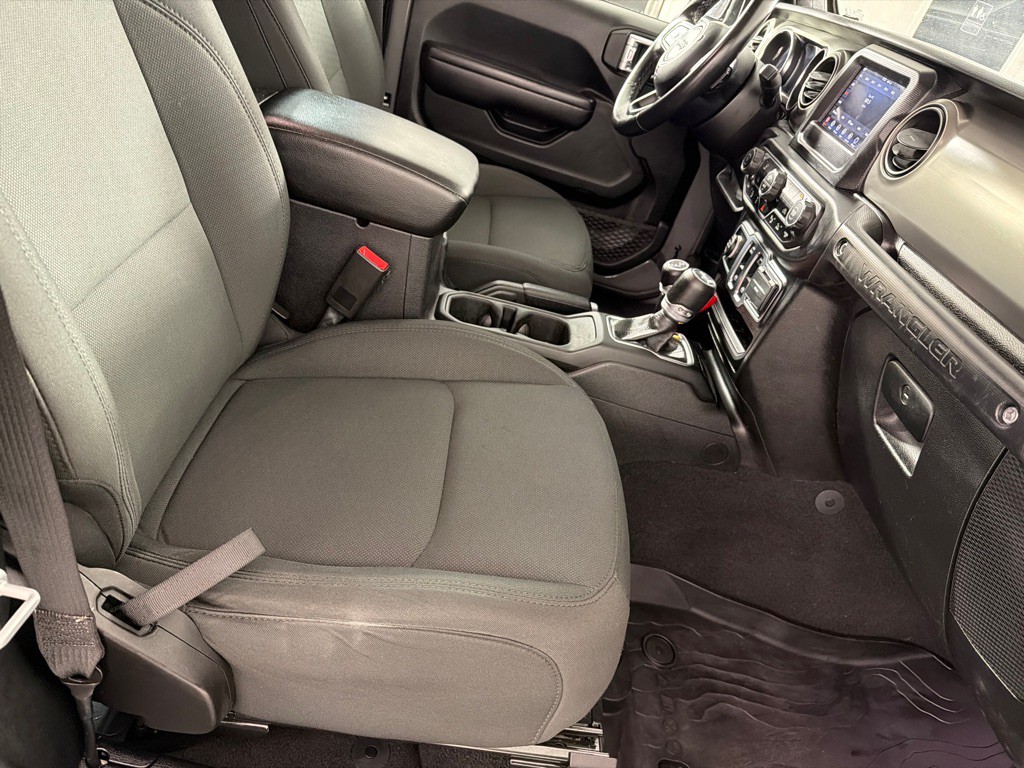 2021 Jeep Wrangler Image 22