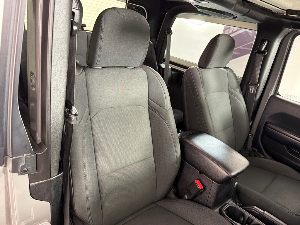 2021 Jeep Wrangler Image 23