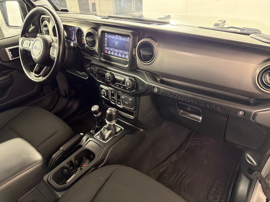 2021 Jeep Wrangler Image 24