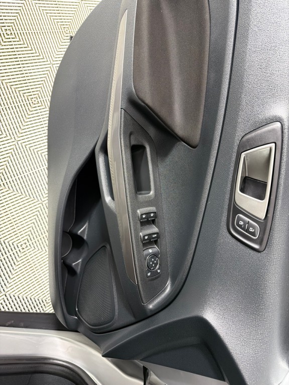2021 Ford Econoline Image 9