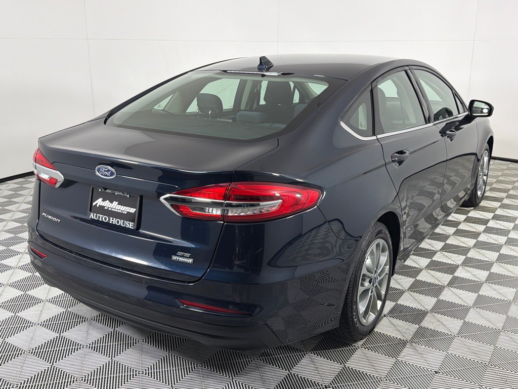 2020 Ford Fusion Image 5