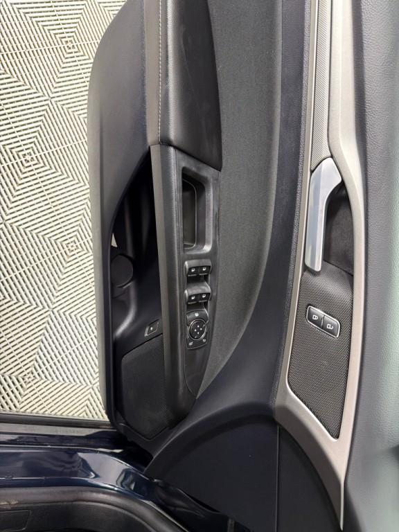 2020 Ford Fusion Image 11