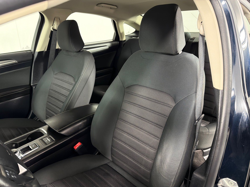 2020 Ford Fusion Image 13