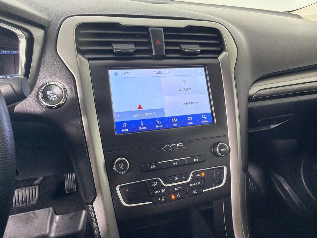 2020 Ford Fusion Image 17