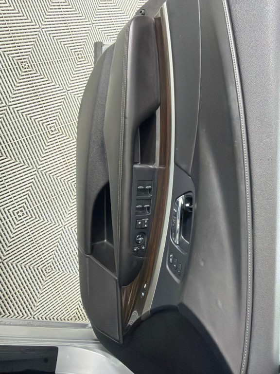 2014 Acura RLX Image 11