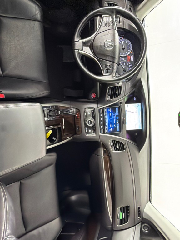 2014 Acura RLX Image 26