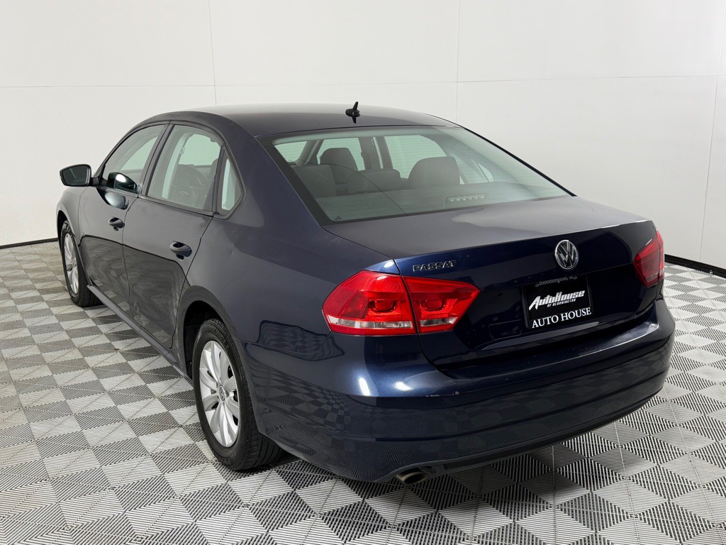 2013 Volkswagen Passat Image 6