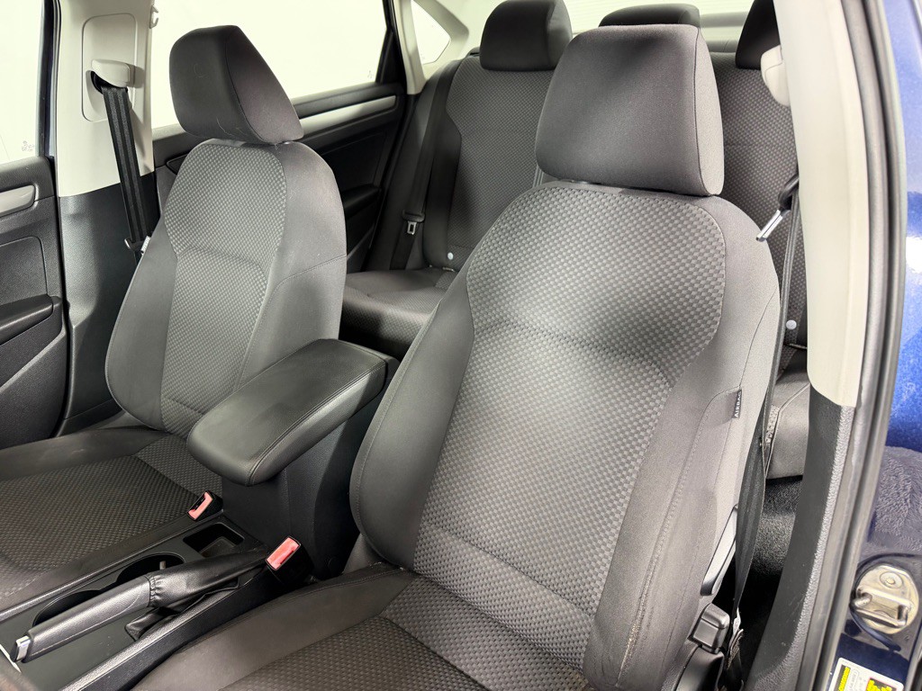 2013 Volkswagen Passat Image 10