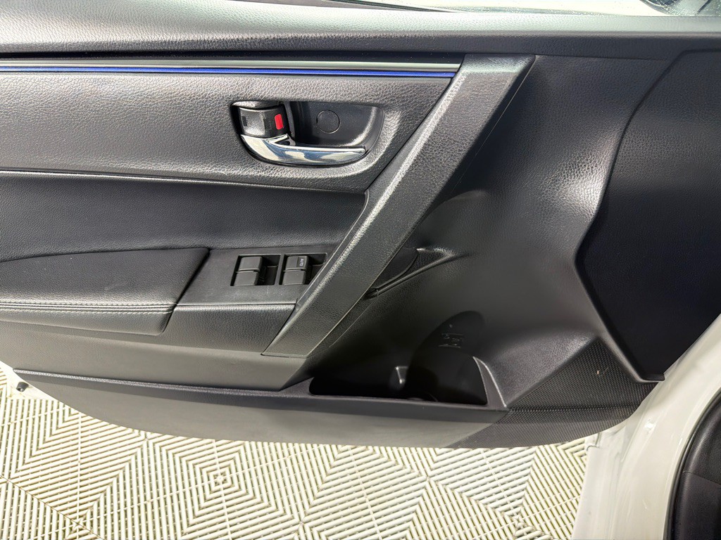 2019 Toyota Corolla Image 10