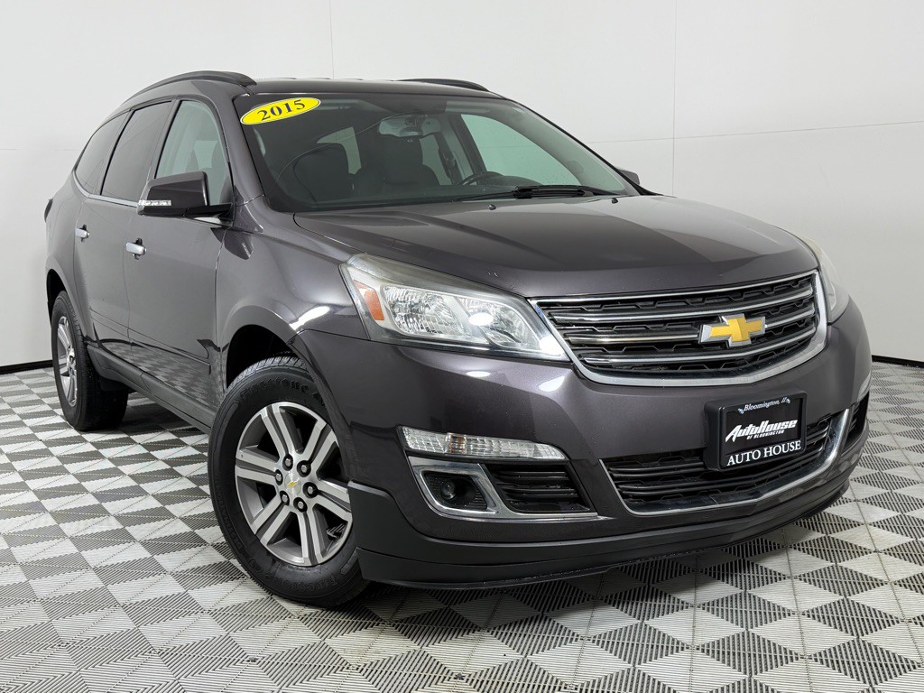 2015 Chevrolet Traverse Image 2