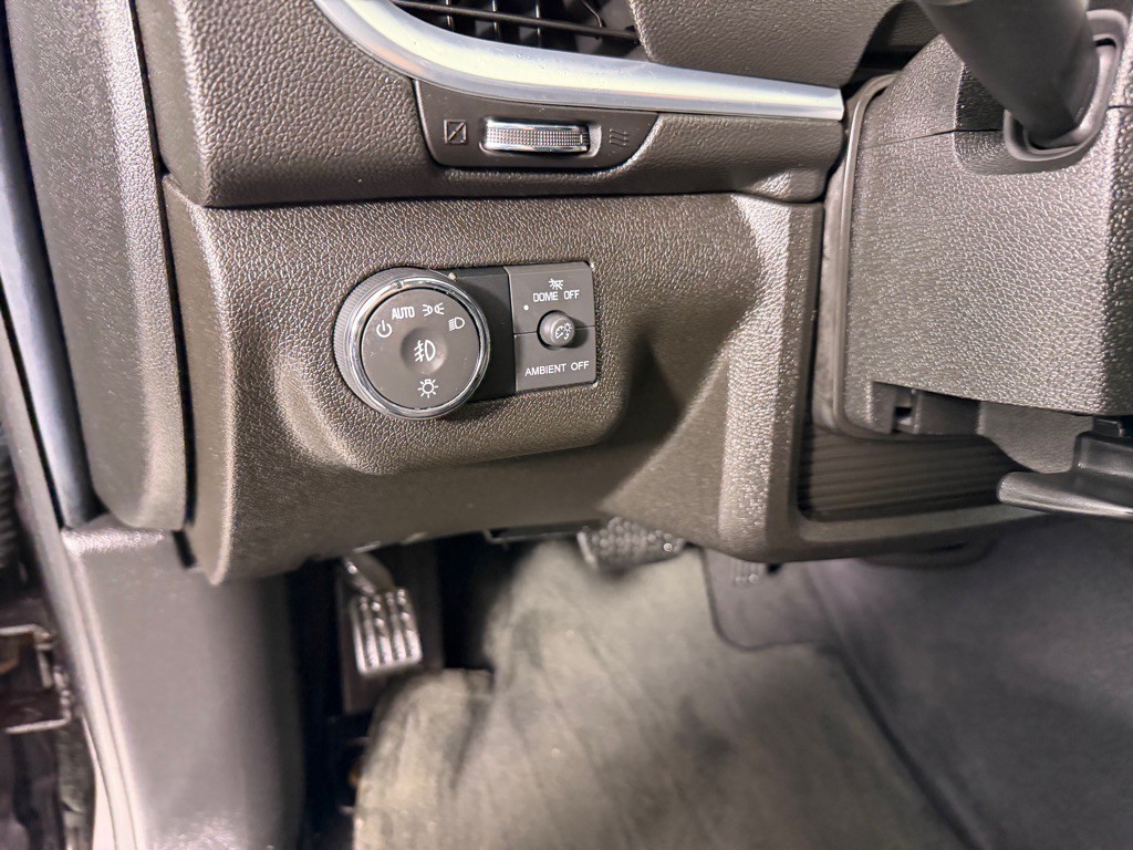 2015 Chevrolet Traverse Image 14