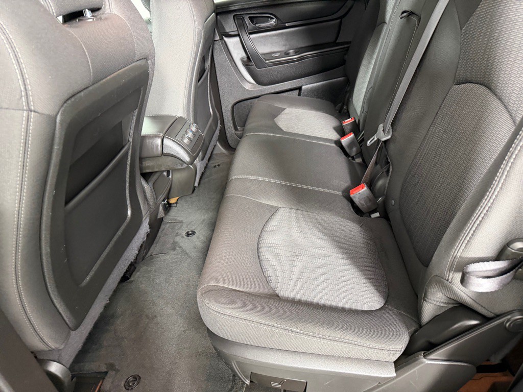 2015 Chevrolet Traverse Image 19